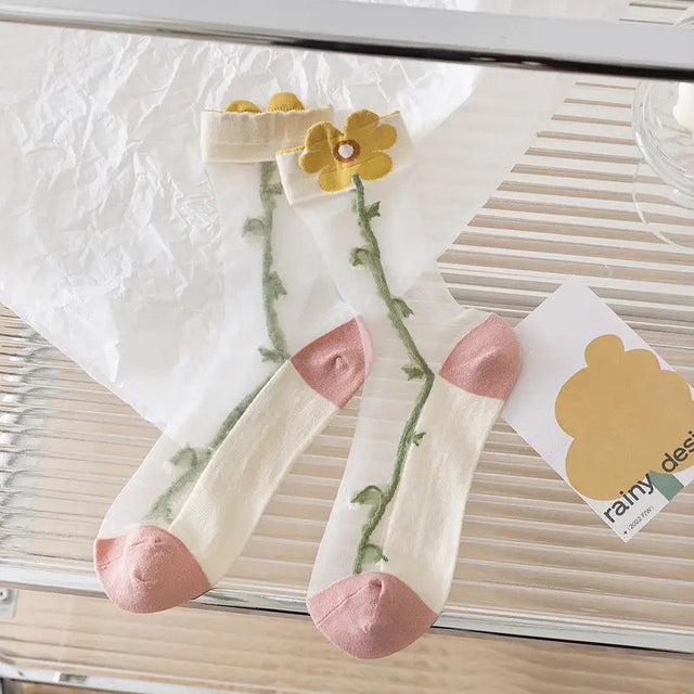 Mesh Daisy Socks by 227102