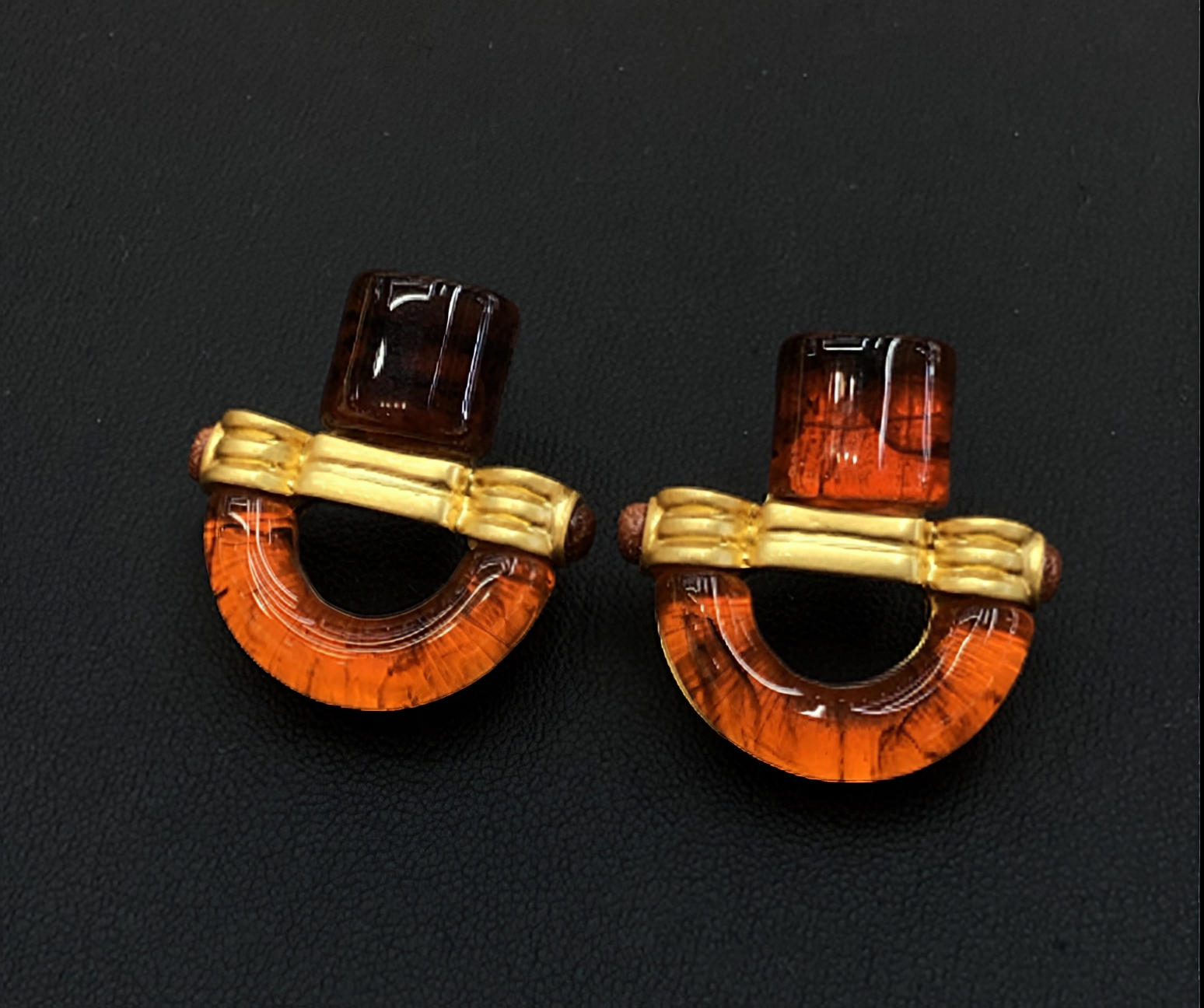 Anon Acrylic Earring by CRUX