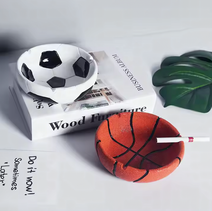 Ball Ash Tray