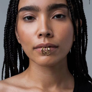 Lip Clip Ring by CRUX