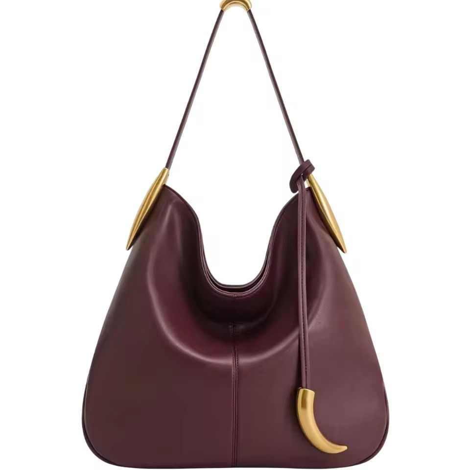 Wine Saddle Bag by 227102