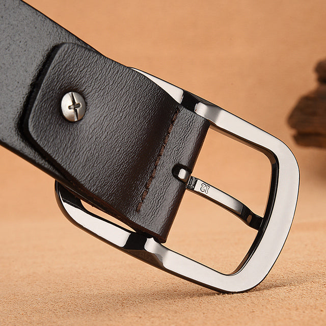 Minimalist leather belt