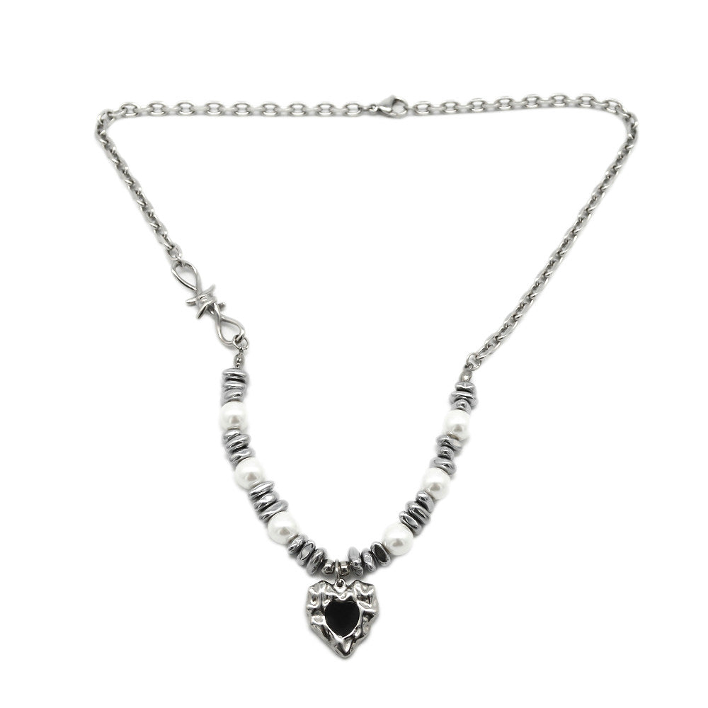 Saka Heart Neckpiece 2.0 by CRUX