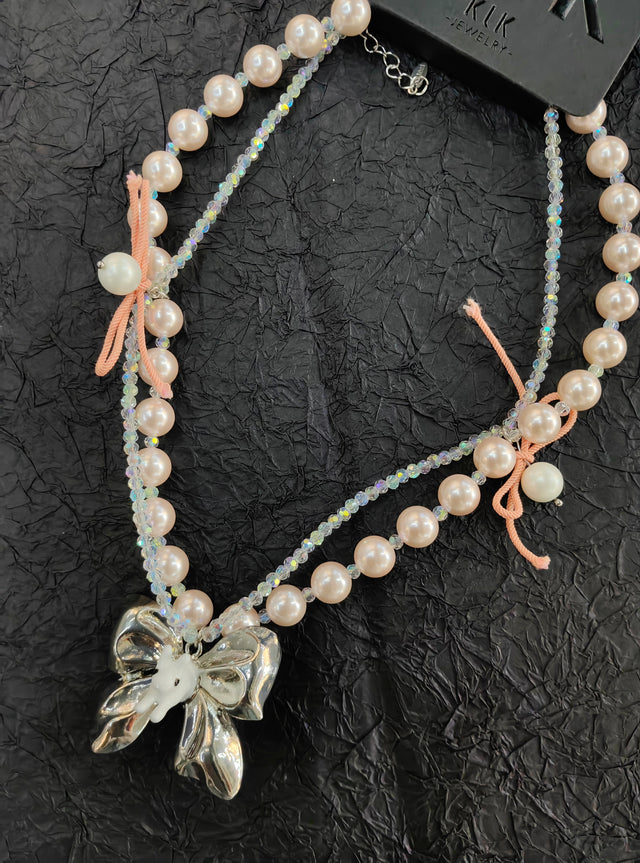 Wonderland Pearl Neckpiece