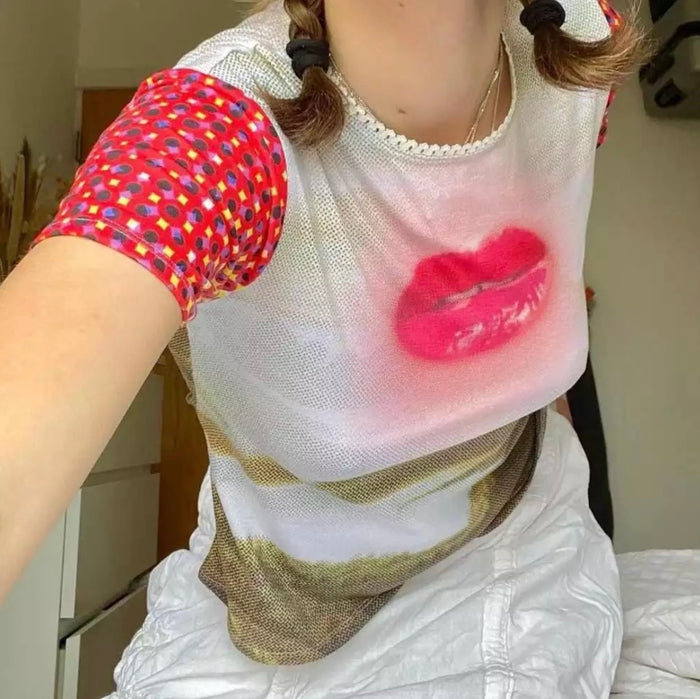 LIP TEE by 227102